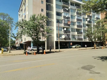 Convertible 2/3 bedroom Flat for Sale - Prime Area Bulawayo CBD