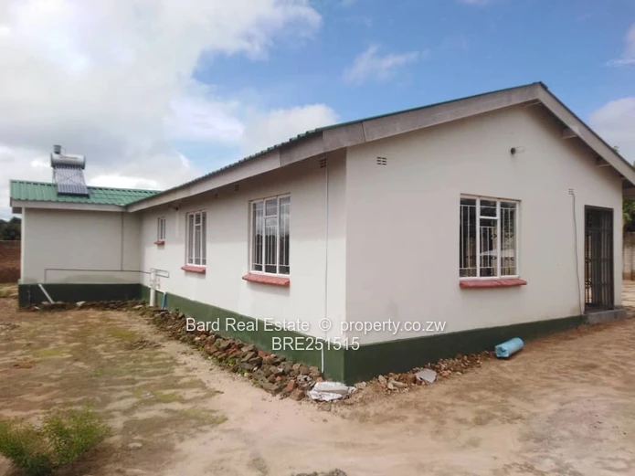 House To Let In Domboshava Showground