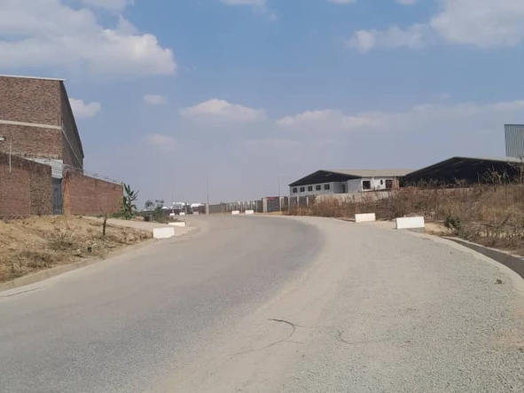 Commercial & Industrial Land
