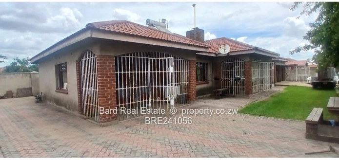 5 bed house to let (Sole Mandate)