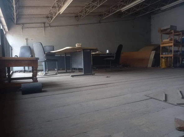 Warehouse & Factory