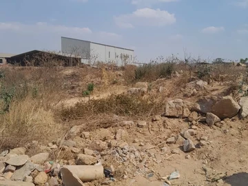 Commercial & Industrial Land