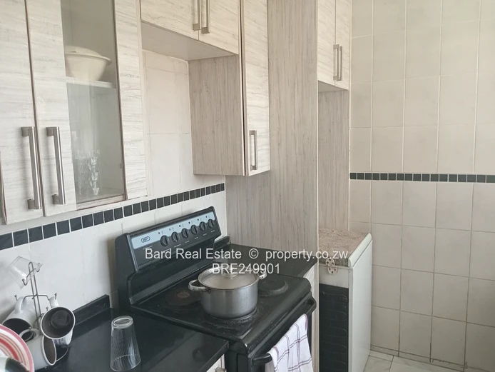 2 Bed Flat/ Apartment for rent in Avenues 