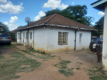 Ripe for redevelopment-Mabelreign house for sale