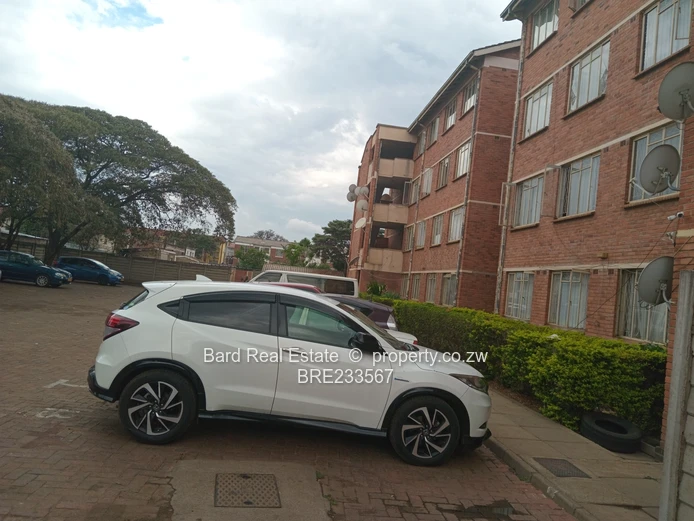 1-Bed Flat for Rent Avenues Harare