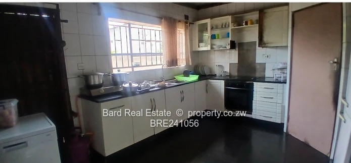 5 bed house to let (Sole Mandate)