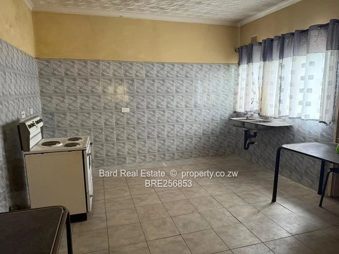 3-Bed Cold Comfort Home — Walled, Garage & Tiled Verandah (Sole Mandate)