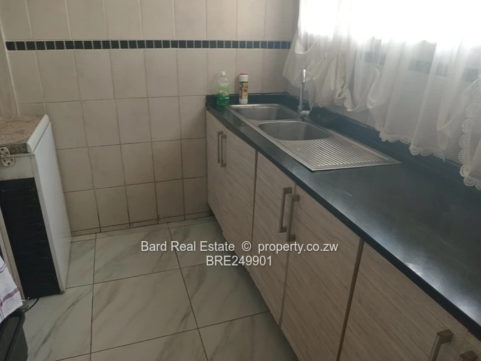 2 Bed Flat/ Apartment for rent in Avenues 