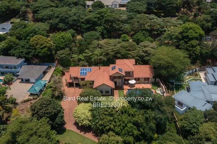 Luxurious 5-Bedroom Tripple-Storey Home for Sale