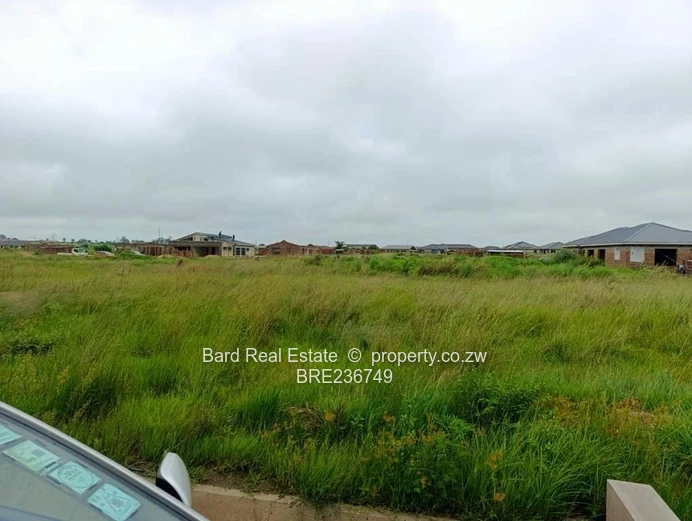 Corner 404 m2 Stand in Nyabira - Tarred Roads & Services