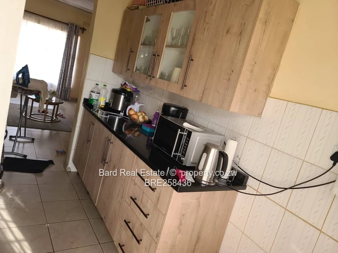 2-Bed Garden Flat Meyrick Park — Fitted Cupboards & Borehole