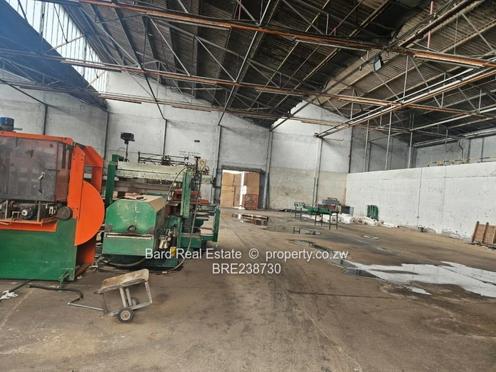 Kadoma Factory & Warehouse — 3,500m² on 69,175m², Loading Bays