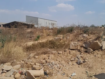 Commercial & Industrial Land