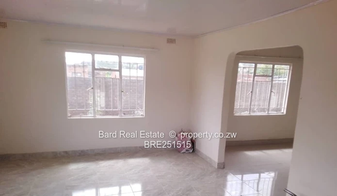 House To Let In Domboshava Showground
