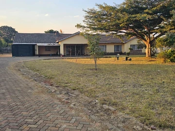 5 Bedroom House